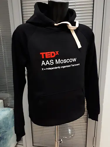 Печать логотипа на толстовке (шелкография)